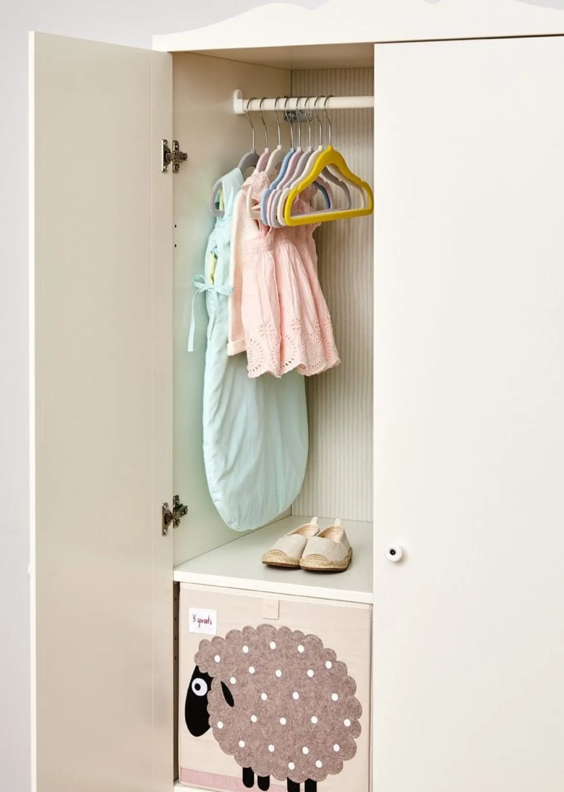 3 Sprouts Non-Slip Hangers - Blue
