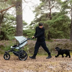 Thule Urban Glide 3 Single Jogging Stroller with Magnetic Buckle - Dark Slate