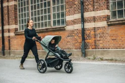Thule Urban Glide 3 Single Jogging Stroller with Magnetic Buckle - Mist Green