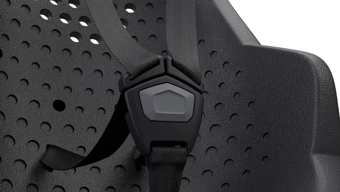 Thule Yepp Maxi 2 Frame Mounted Child Bike Seat - Midnight Black