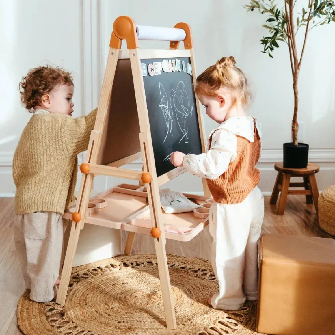 Tiny Land® Magnitales Easel for Kids