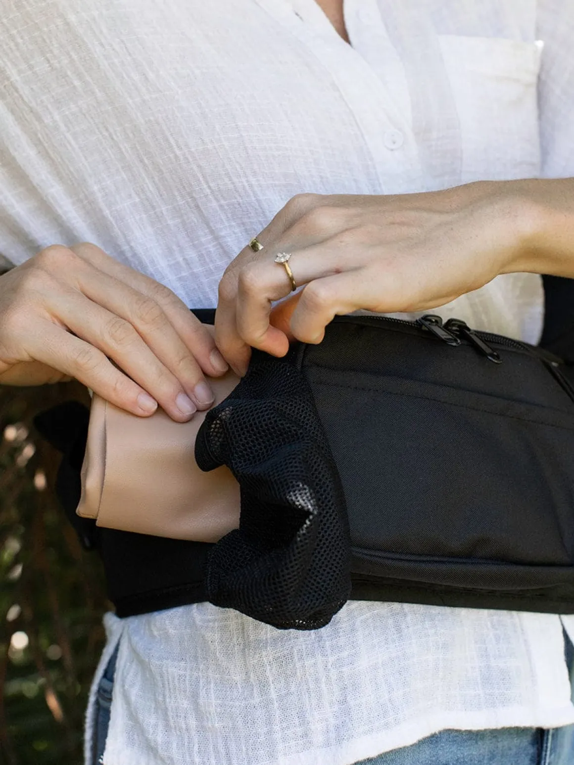 Tushbaby Hip Seat Carrier - Black