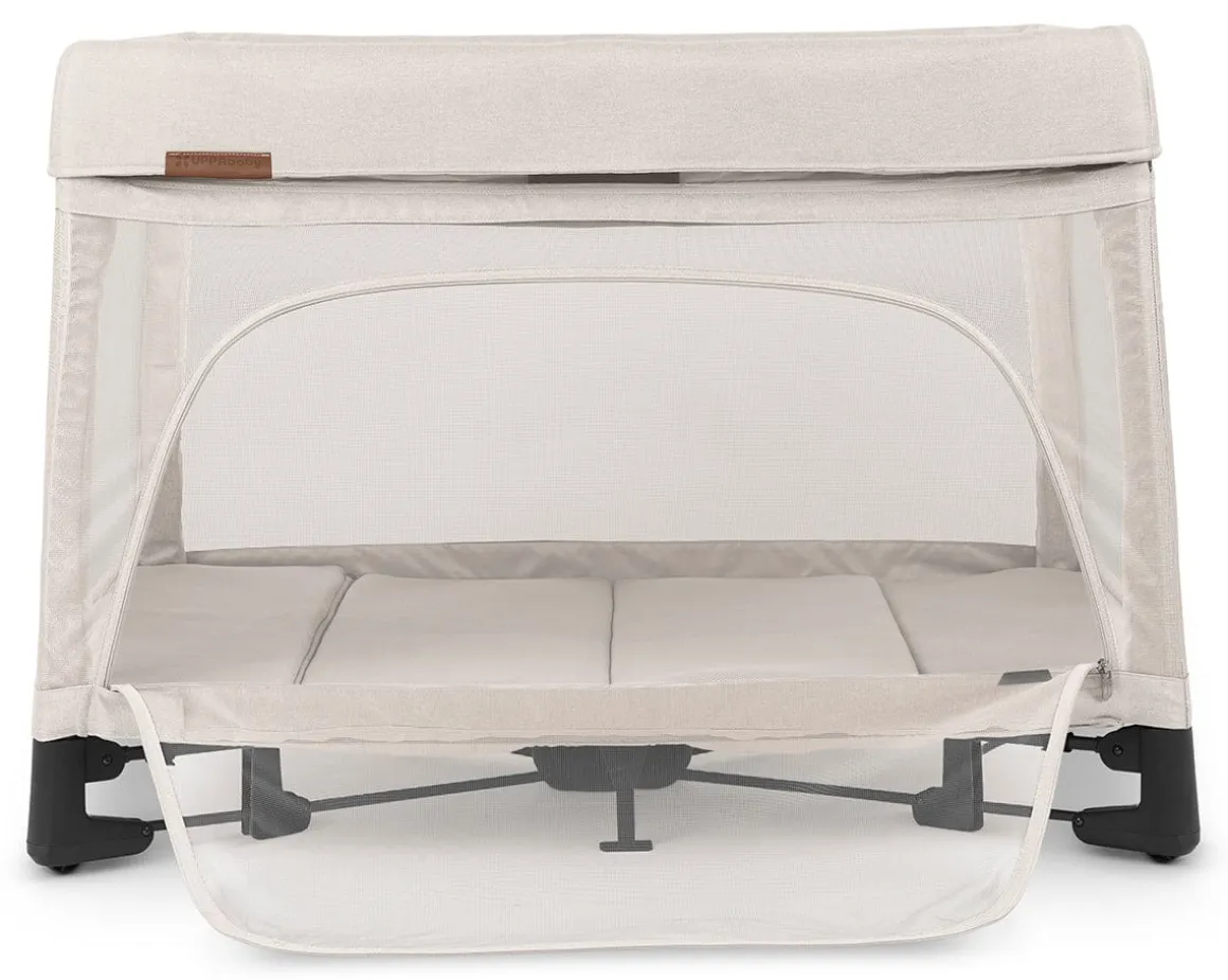 UPPAbaby REMI Playard - Charlie (Sand Melange)