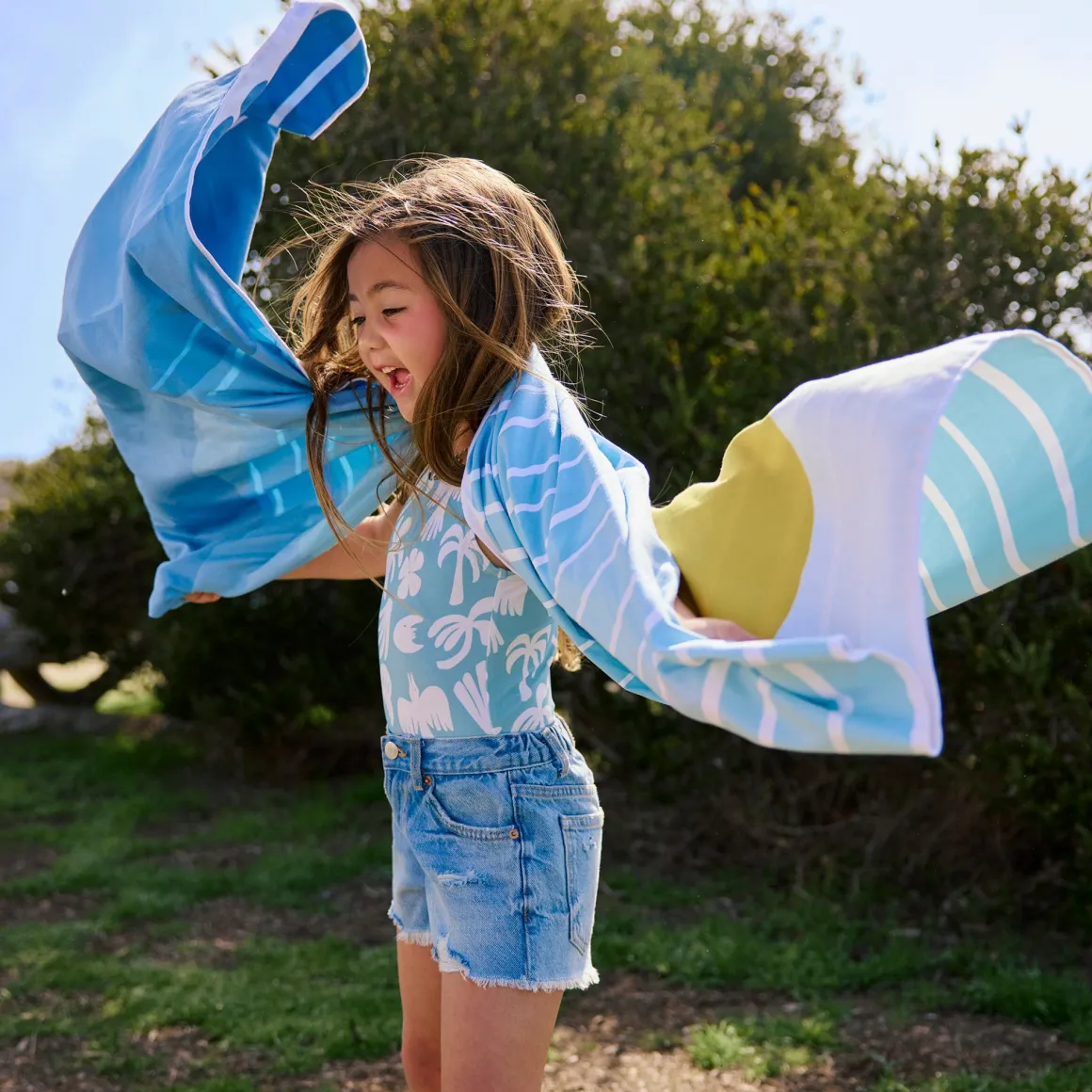 Veer Beach Towel - Tropics