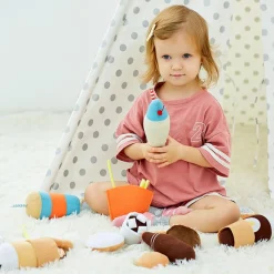 Wonder & Wise Big Burger Play Food Set