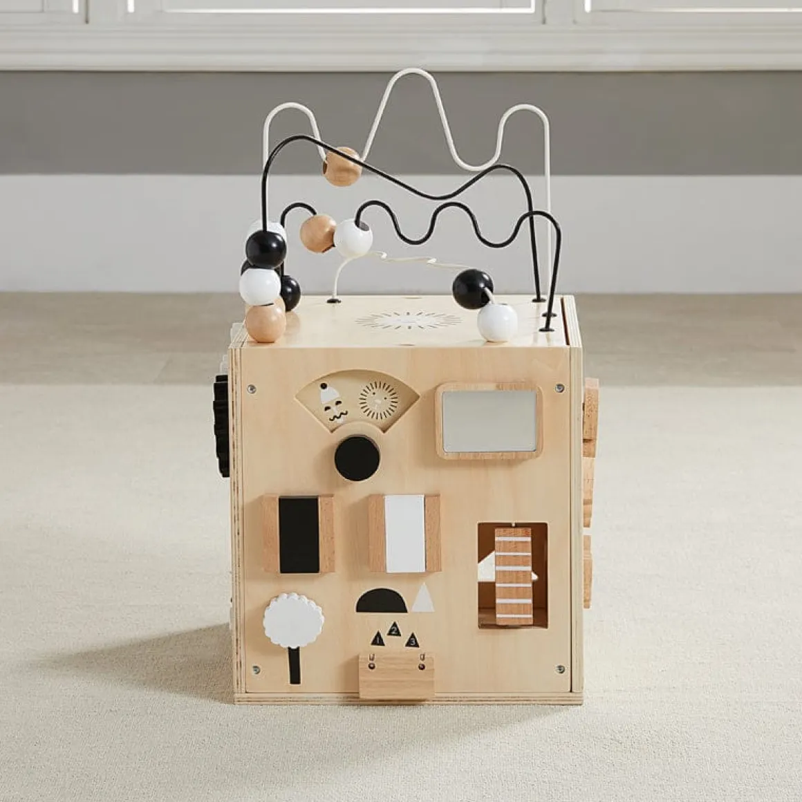 Wonder & Wise Busy Box